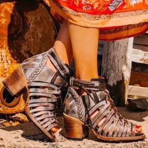 Freebird Wazee leather sandal sz 8